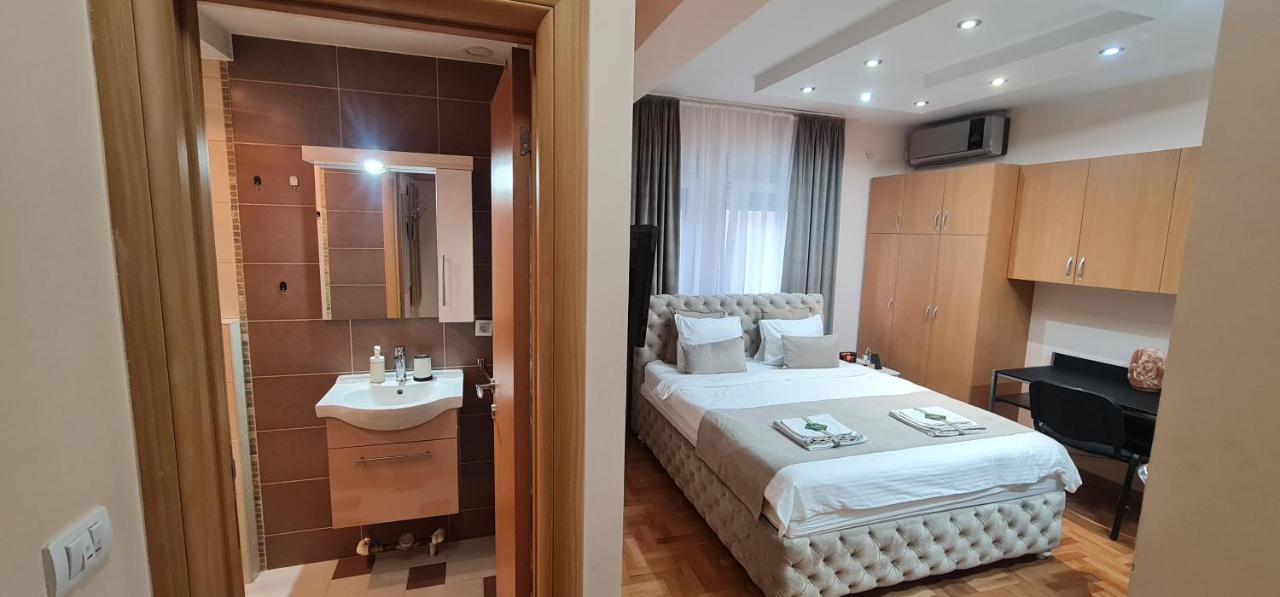 Design Apartment Business Lux 4 Star "Rio" Completely Business Lux Place In The City Center & Free Included Industry Optical Wifi & Netflix & Keyless Code Entry & Full Smart App & Kitchen & Washing Machine & Wide Terrace & Secure 2 Parking Place Ćuprija 외부 사진