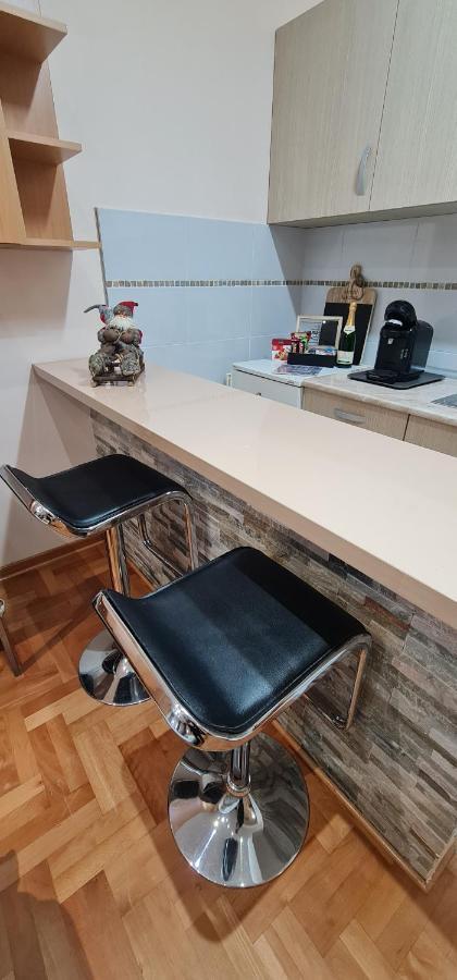 Design Apartment Business Lux 4 Star "Rio" Completely Business Lux Place In The City Center & Free Included Industry Optical Wifi & Netflix & Keyless Code Entry & Full Smart App & Kitchen & Washing Machine & Wide Terrace & Secure 2 Parking Place Ćuprija 외부 사진